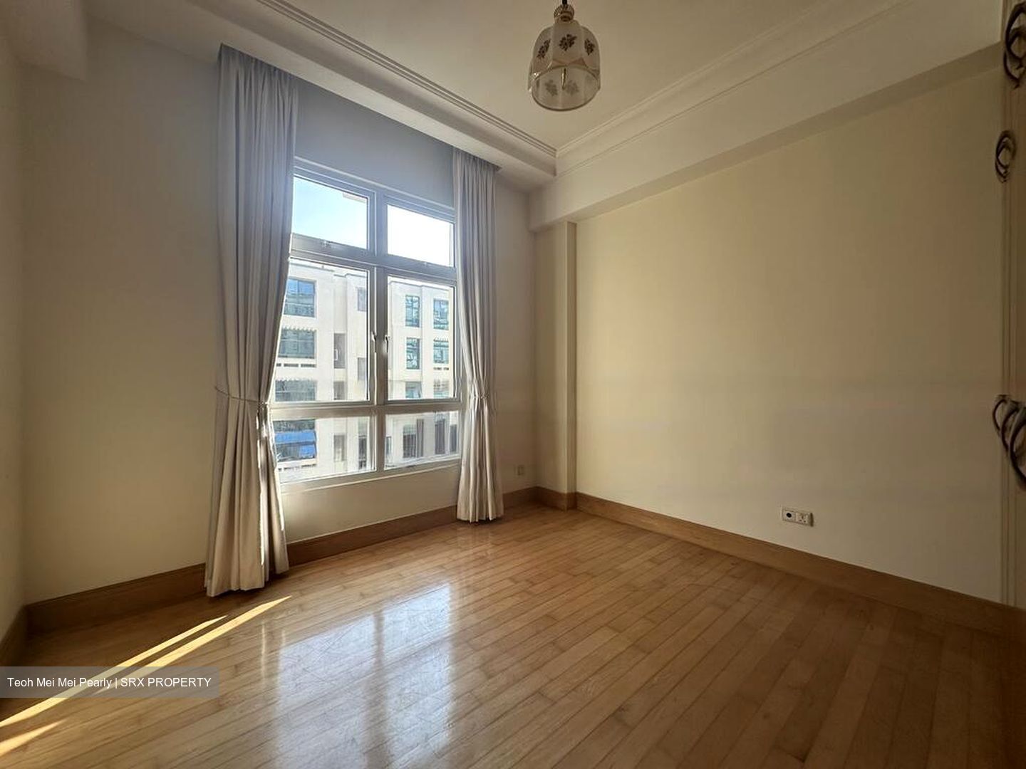 Chelsea Gardens (D10), Condominium #437666831